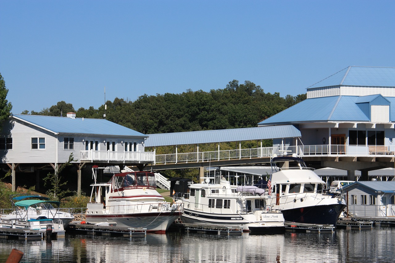 yachts boats travel free photo