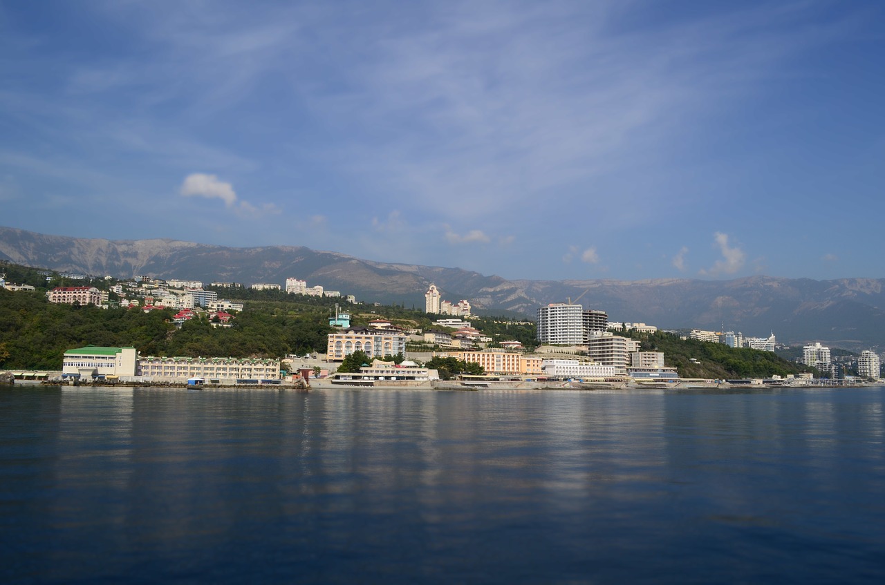 yalta crimea landscape free photo