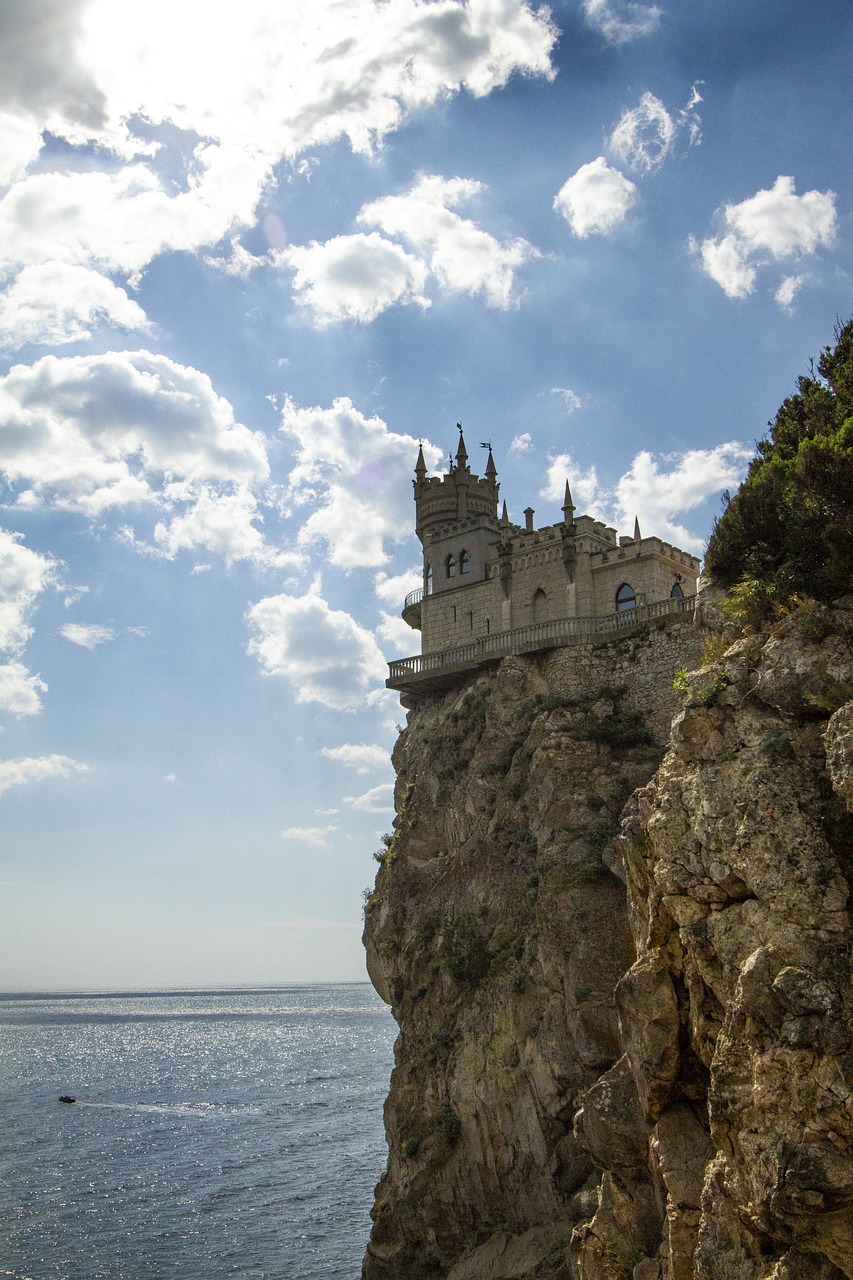 yalta  swallow's nest  sky free photo