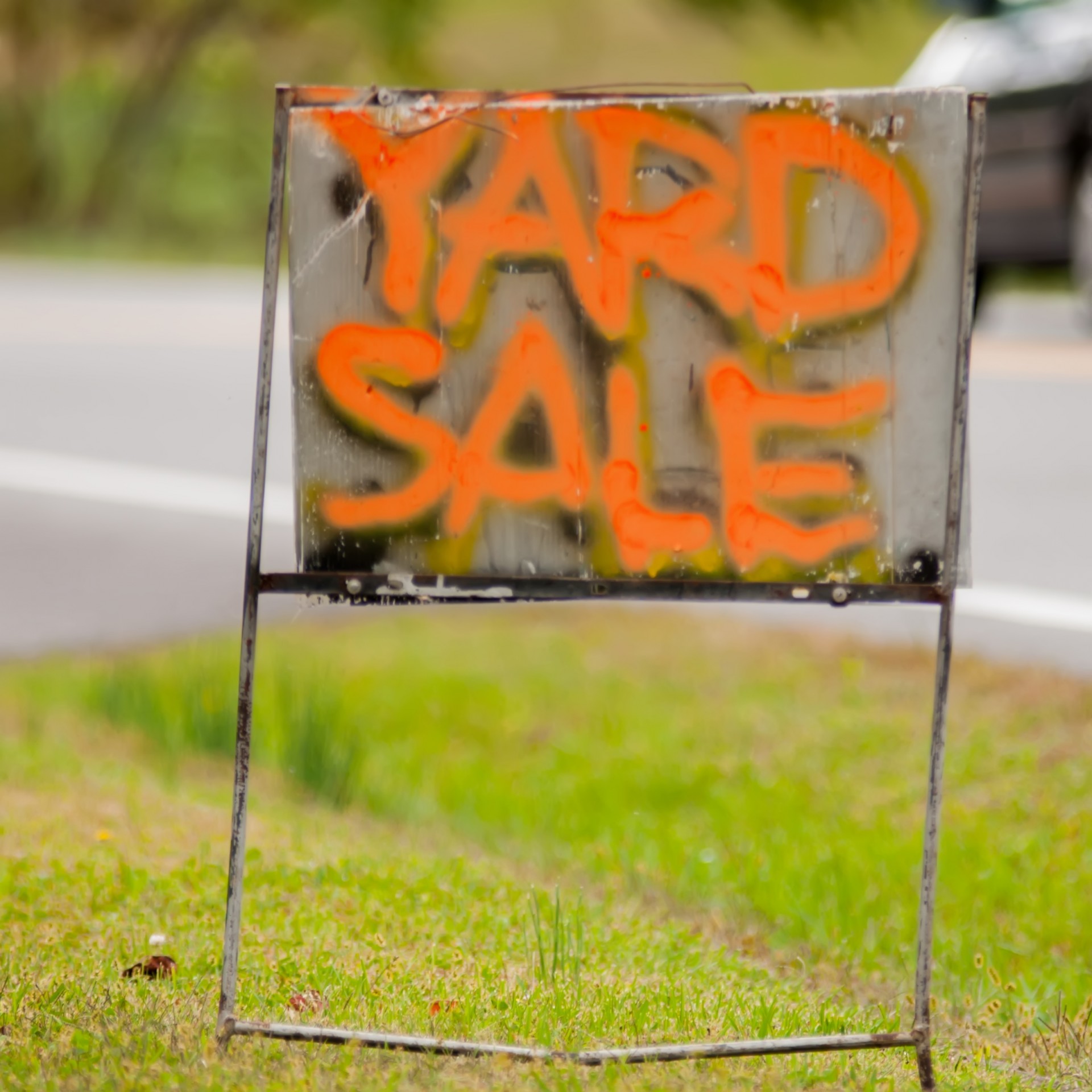 yard sale sign free photo