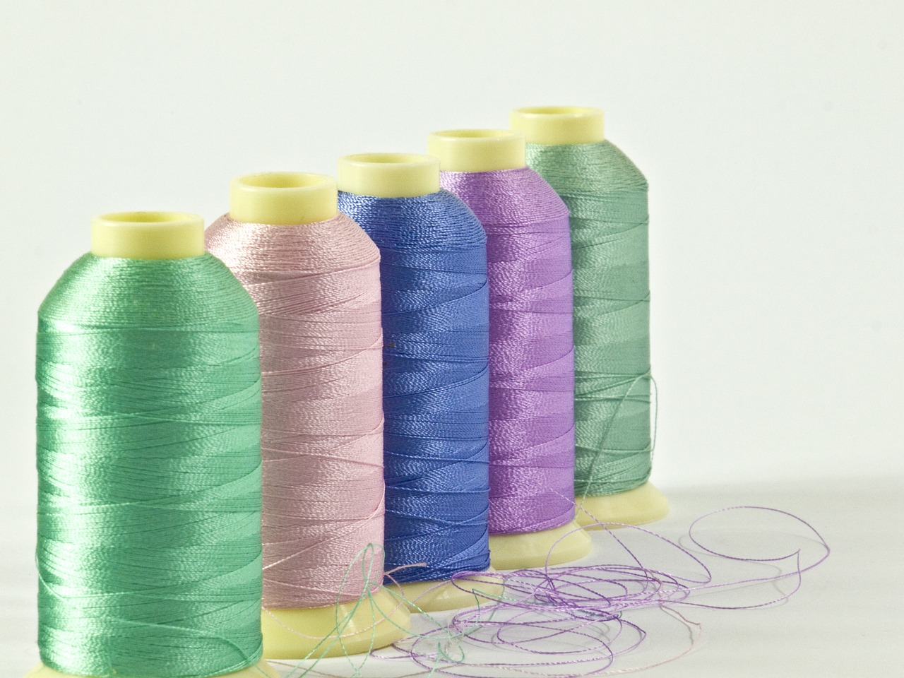 yarn embroidery craft free photo