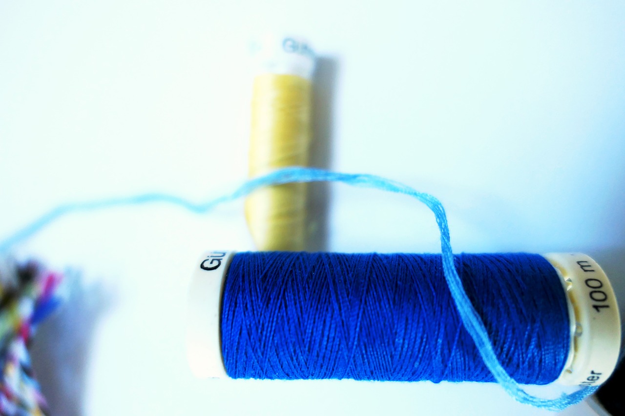 yarn  thread  sew free photo