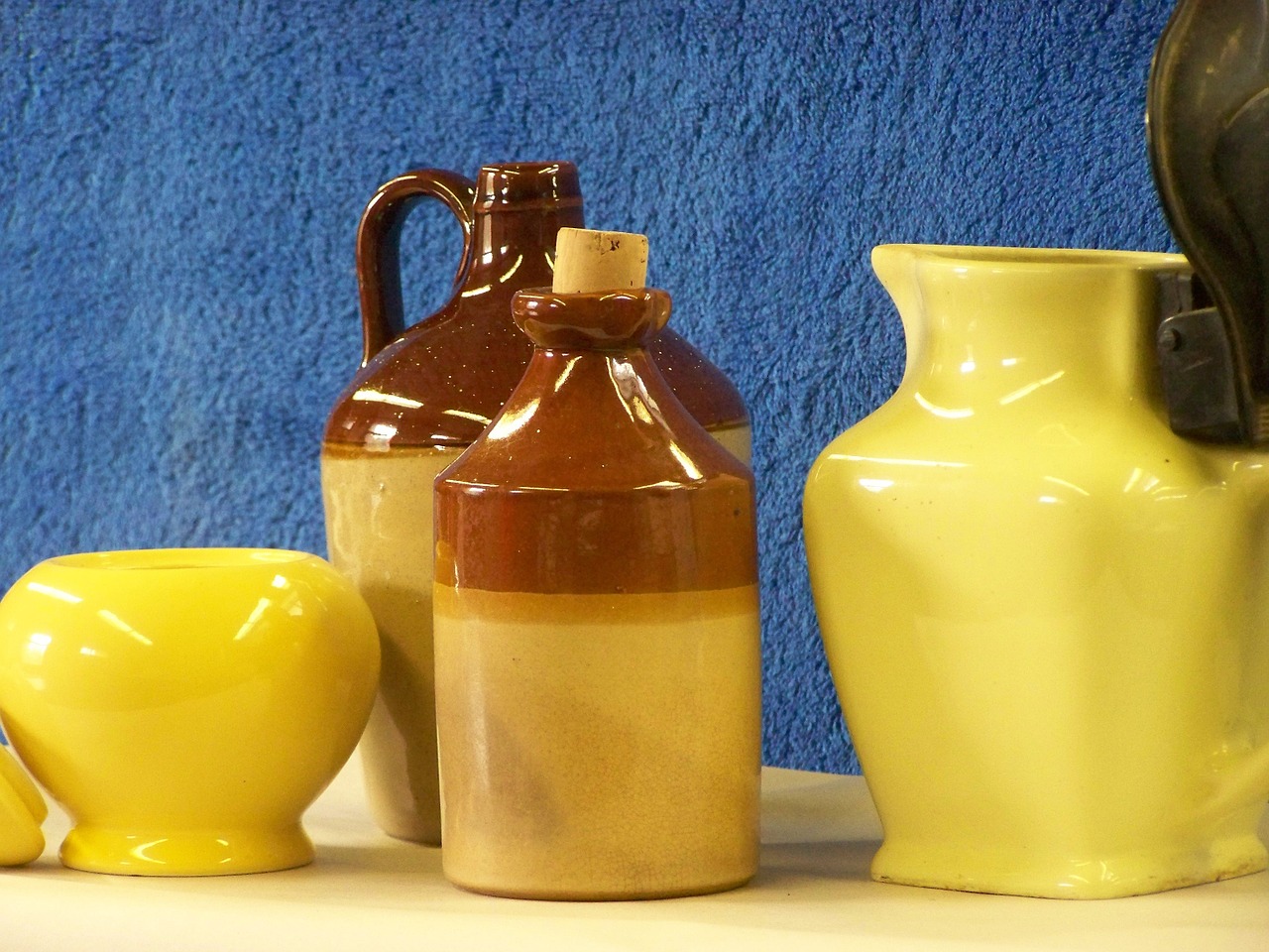 yellow jug kettle free photo