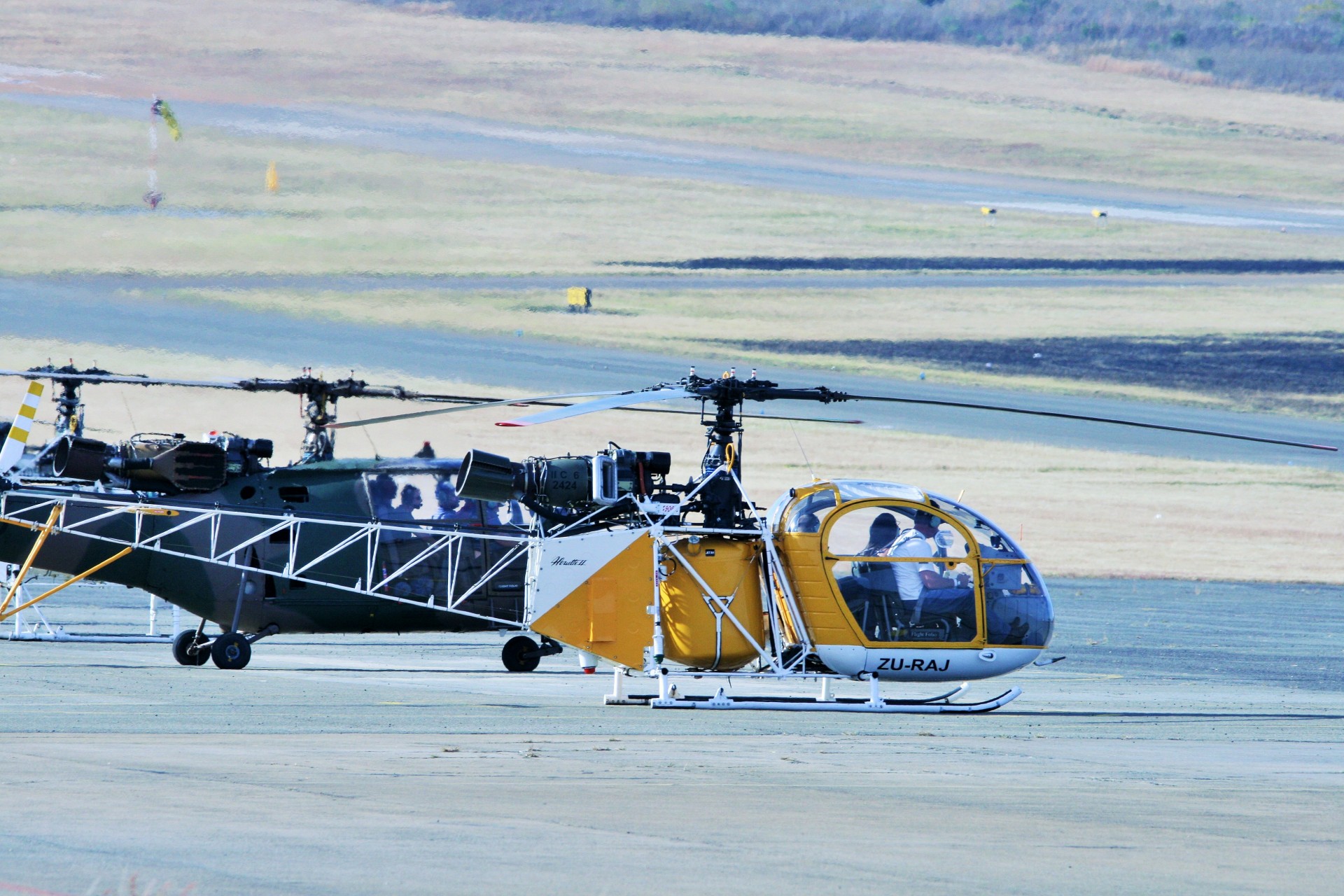helicopters airfield alouette ii free photo