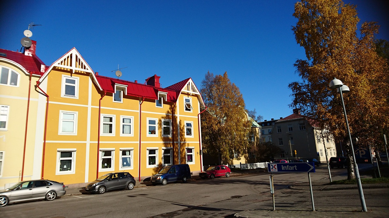 yellow house sweden house free photo