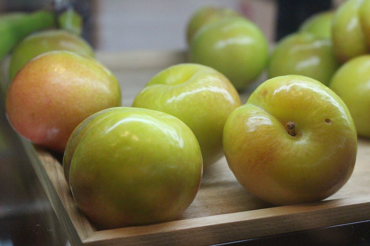 yellow plums  plum  fruit free photo