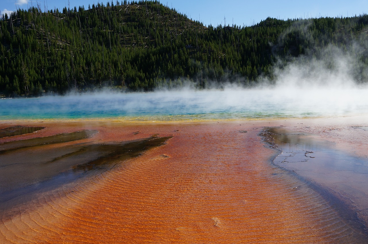 yellowstone geezer usa free photo