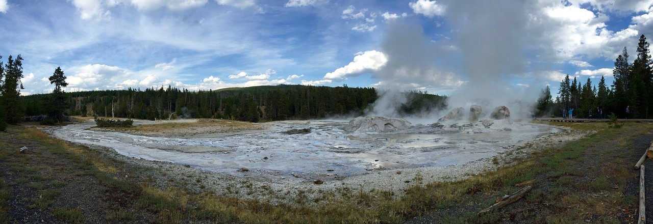 yellowstone geyser steam free photo