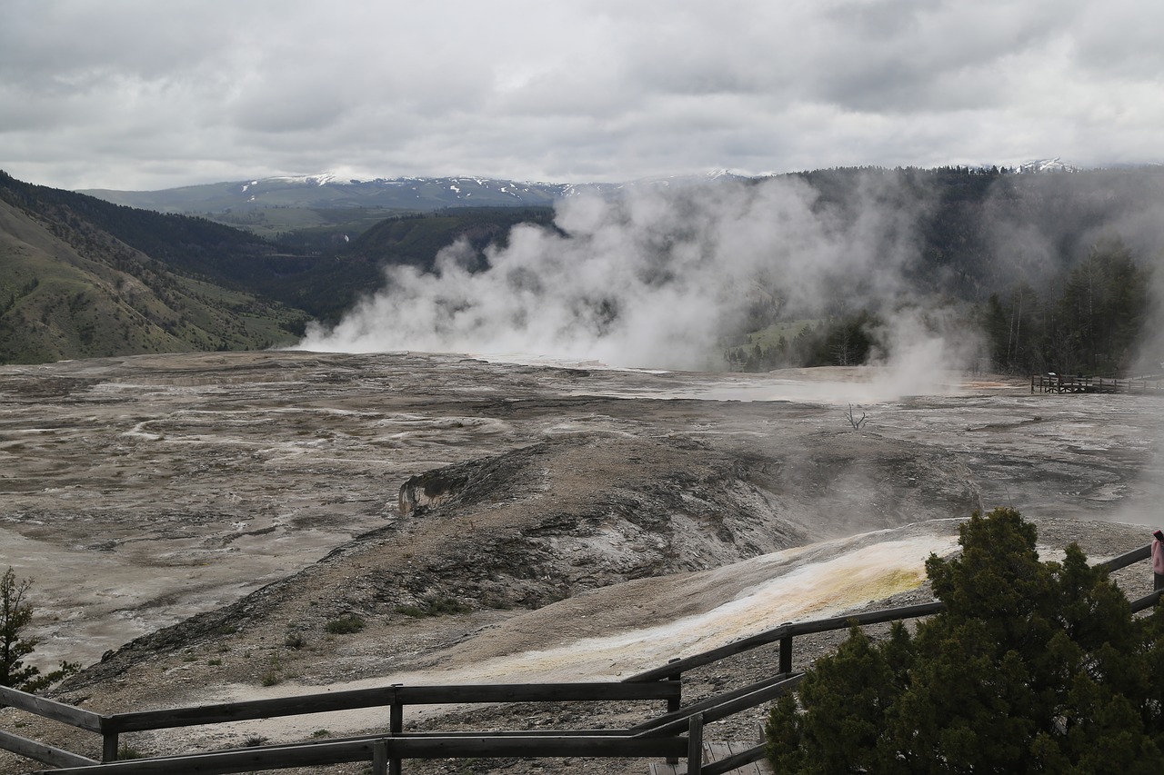 yellowstone national park the scenery volcano free photo