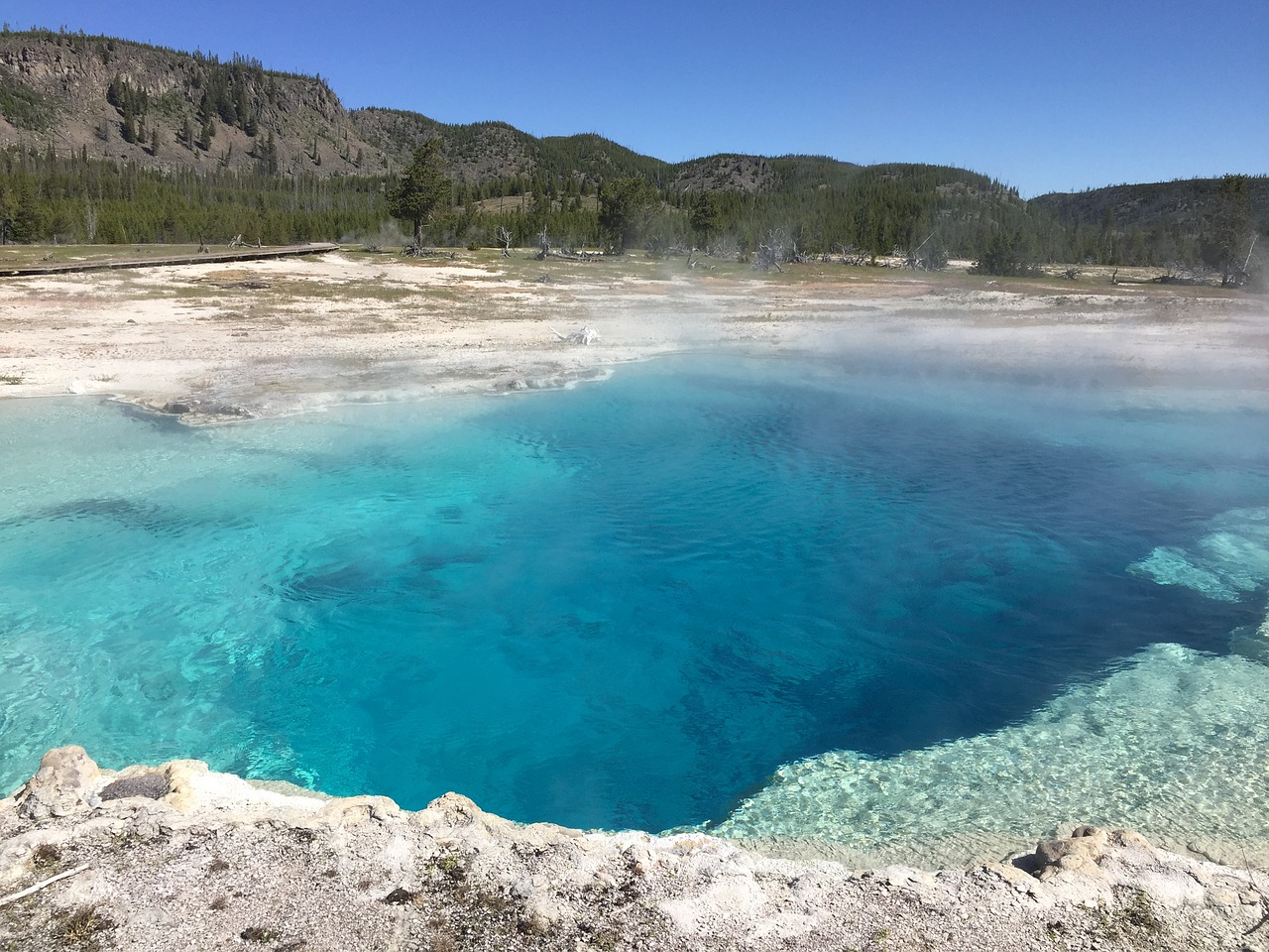yellowstone national park sapphire pool geothermal free photo