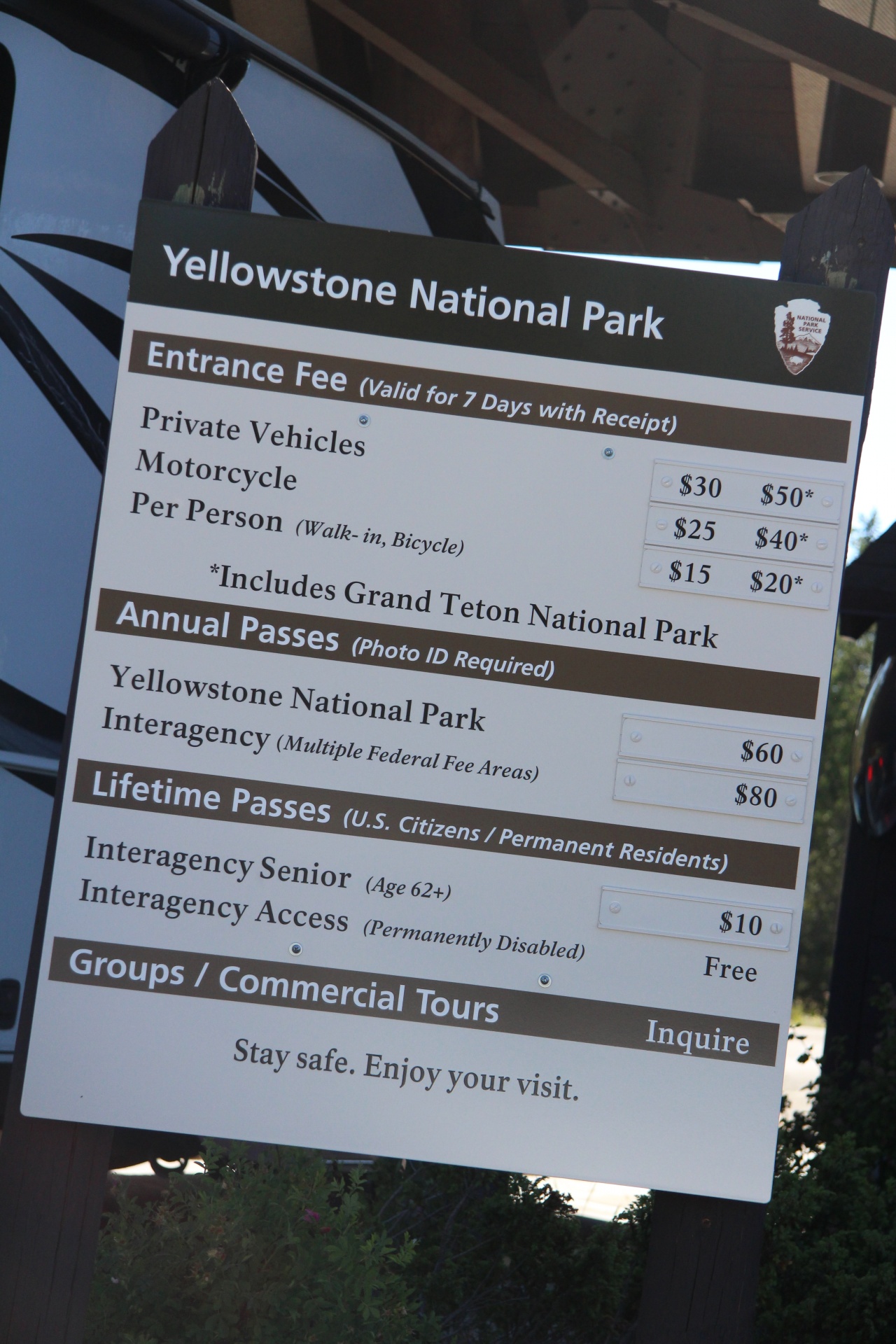 yellowstone national park free photo