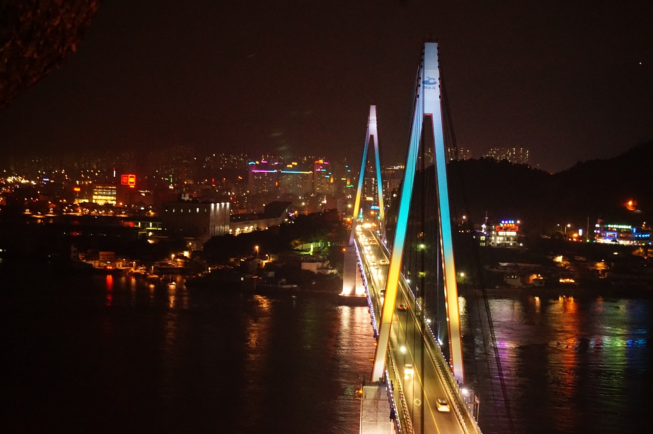 yeosu stone mountain bridge night view free photo