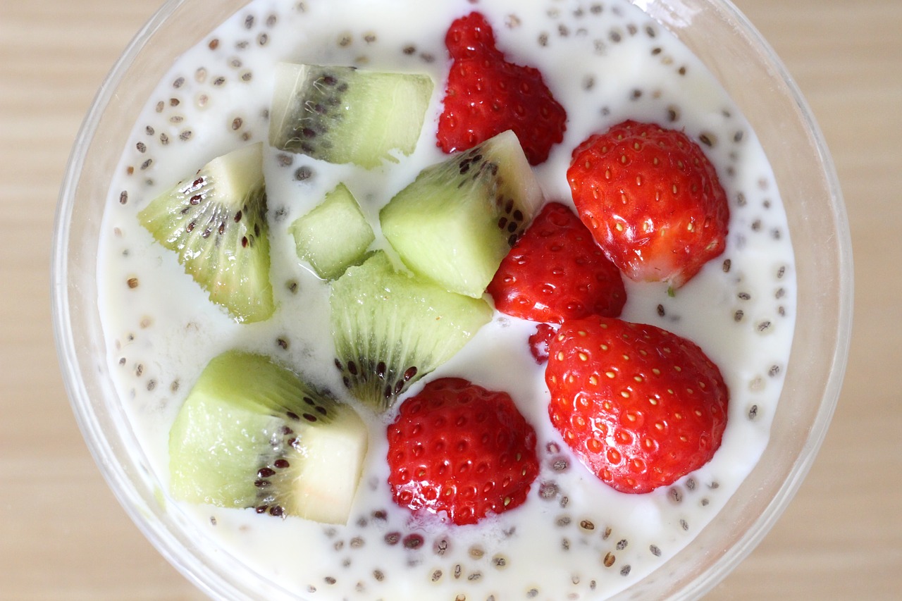 yogurt chia seeds fruit free photo