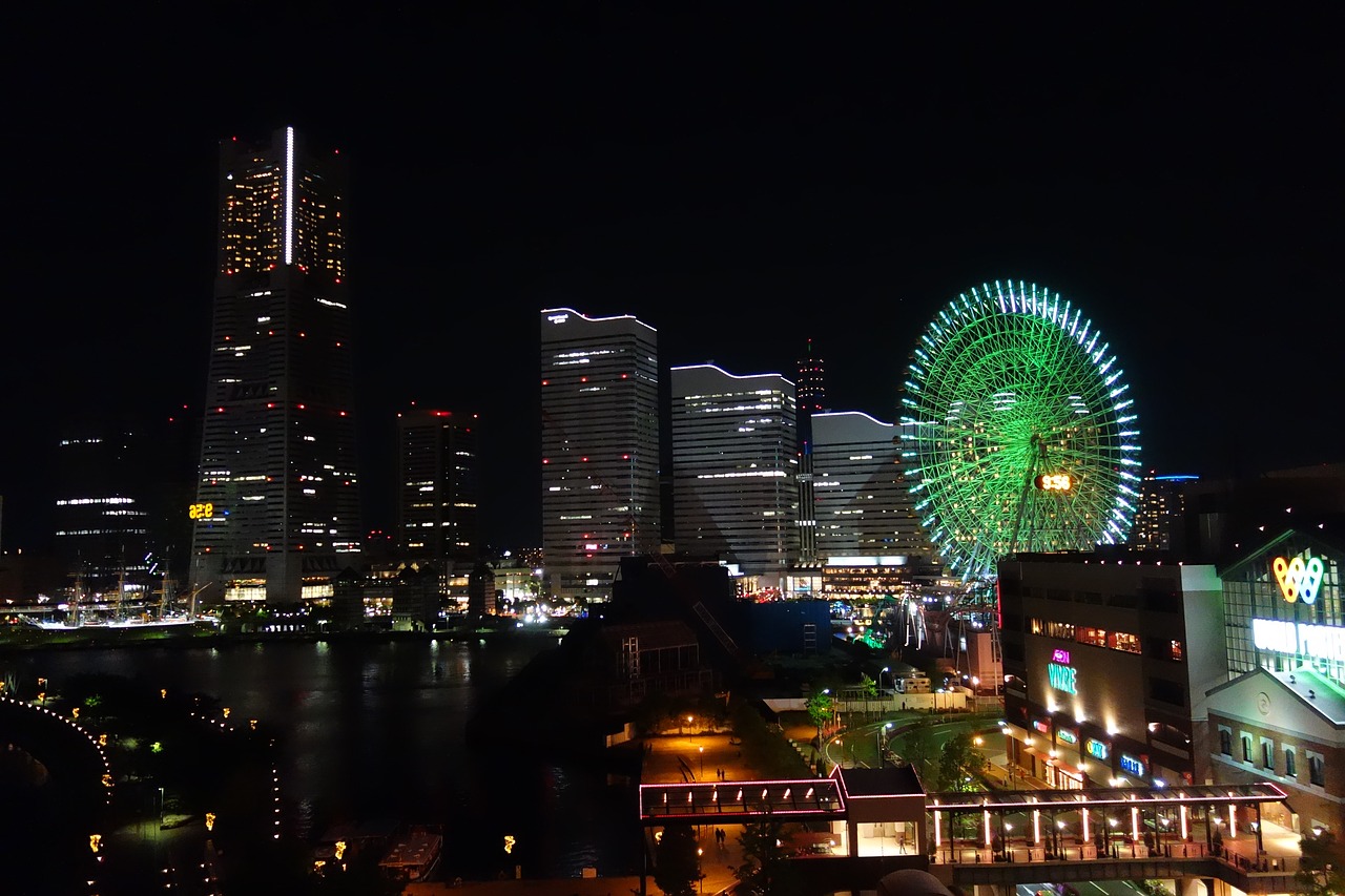 yokohama ferris wheel minato mirai free photo