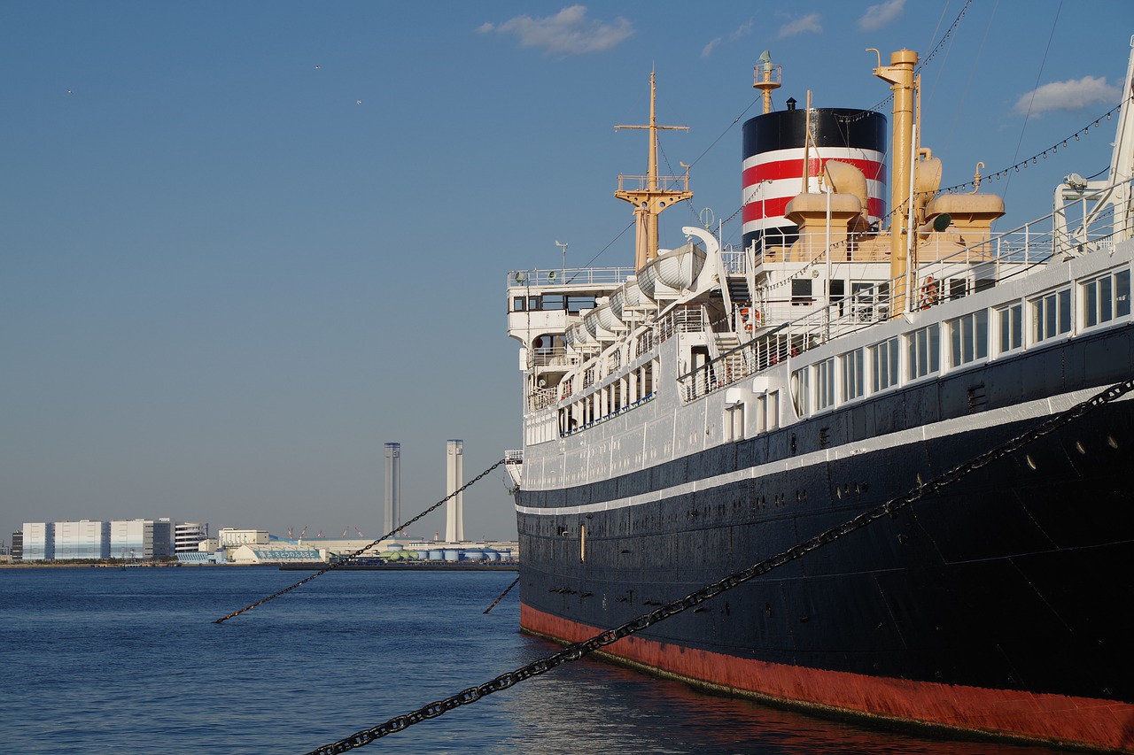 yokohama  hikawa maru  yamashita park free photo