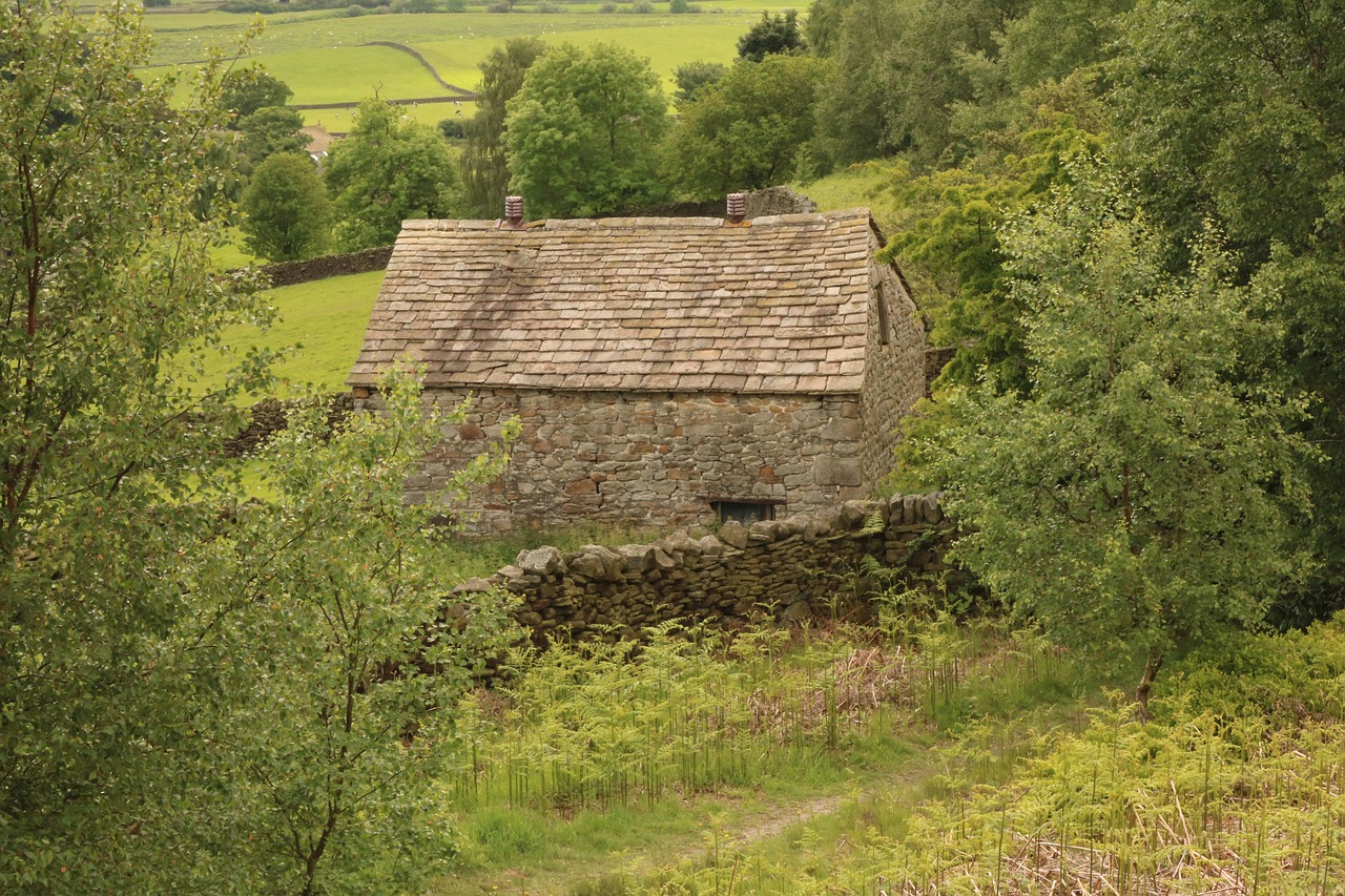 yorkshire  stone barn  building free photo