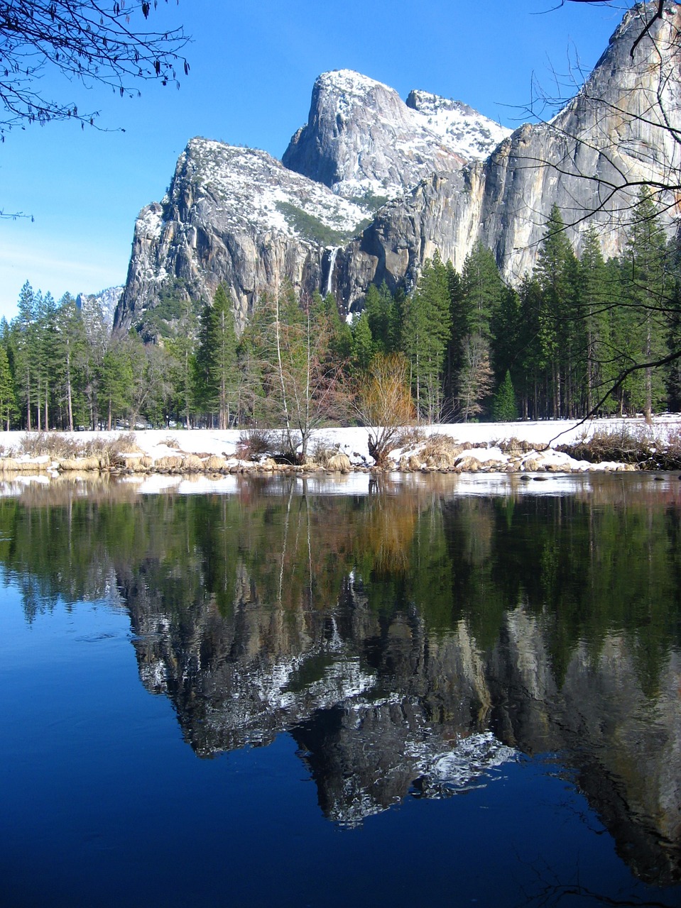 yosemite mountain snow free photo