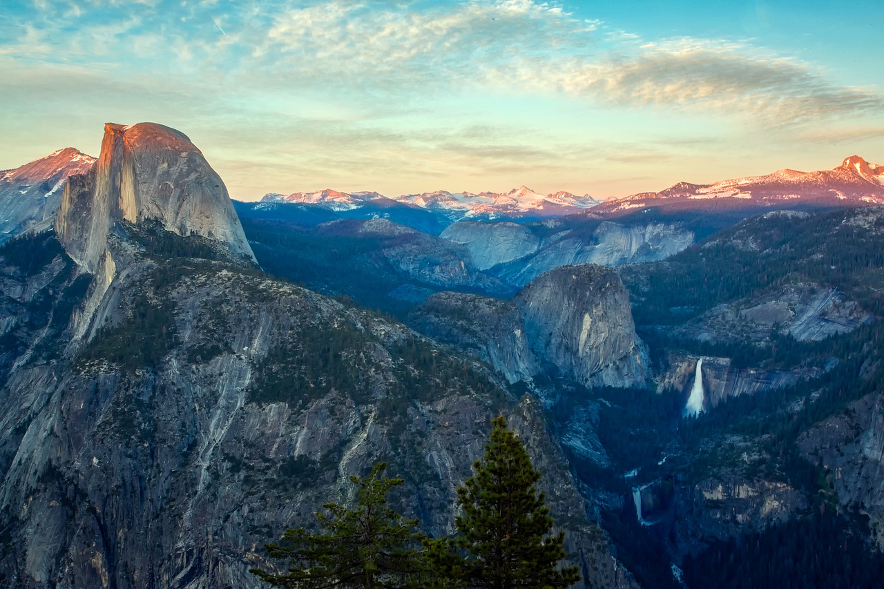 yosemite national park tourism free photo