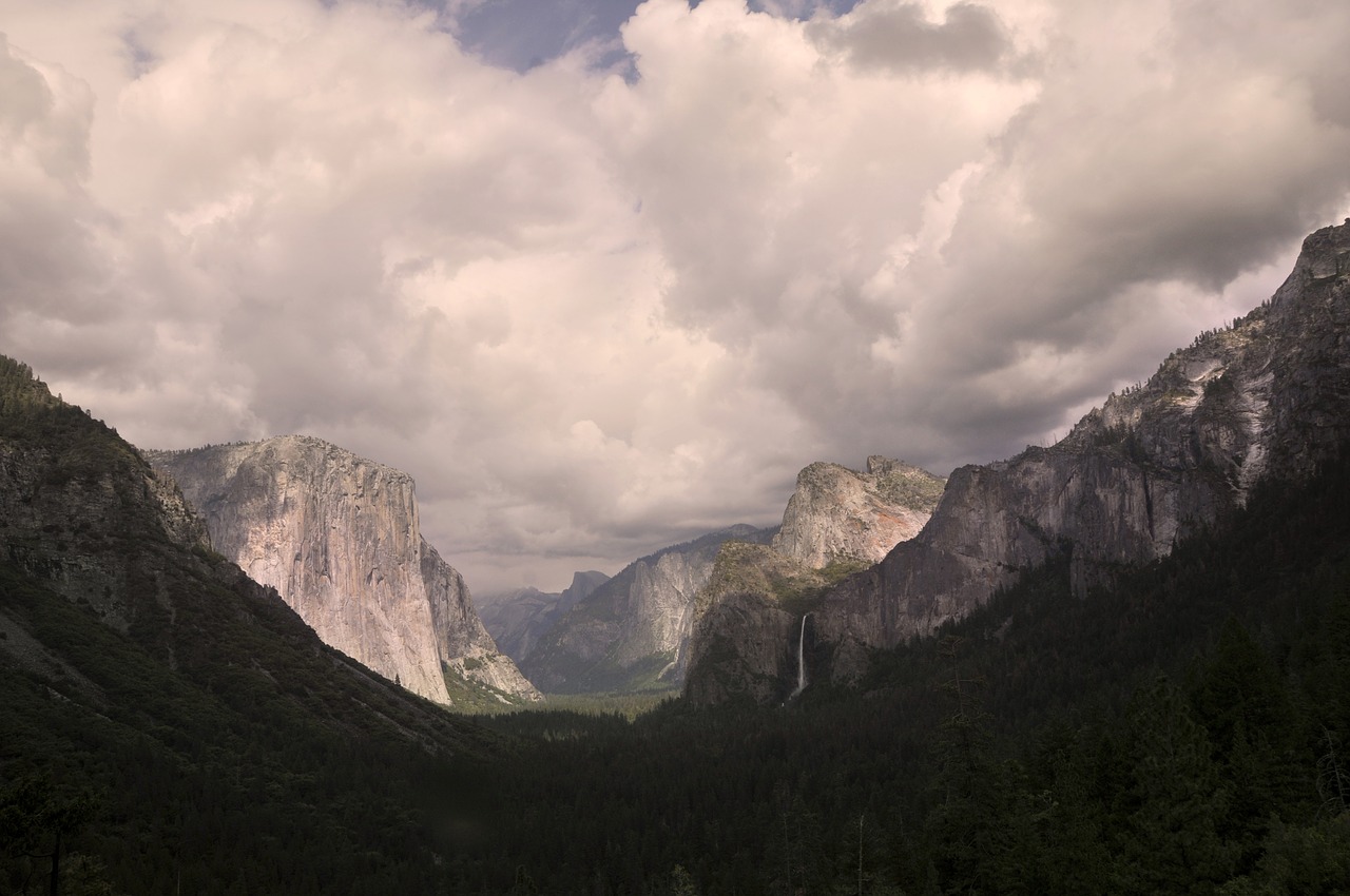 yosemite valley grand free photo