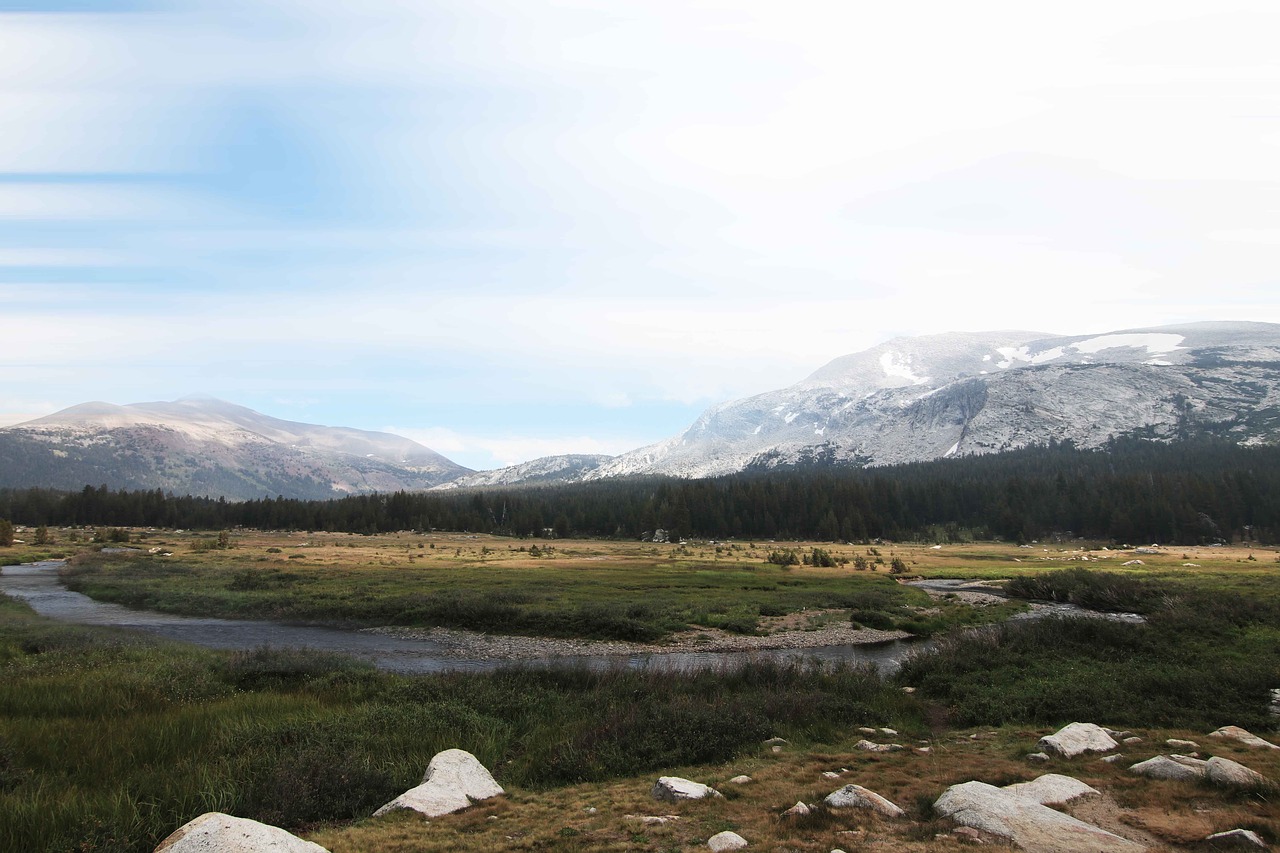 yosemite mountains landscape free photo