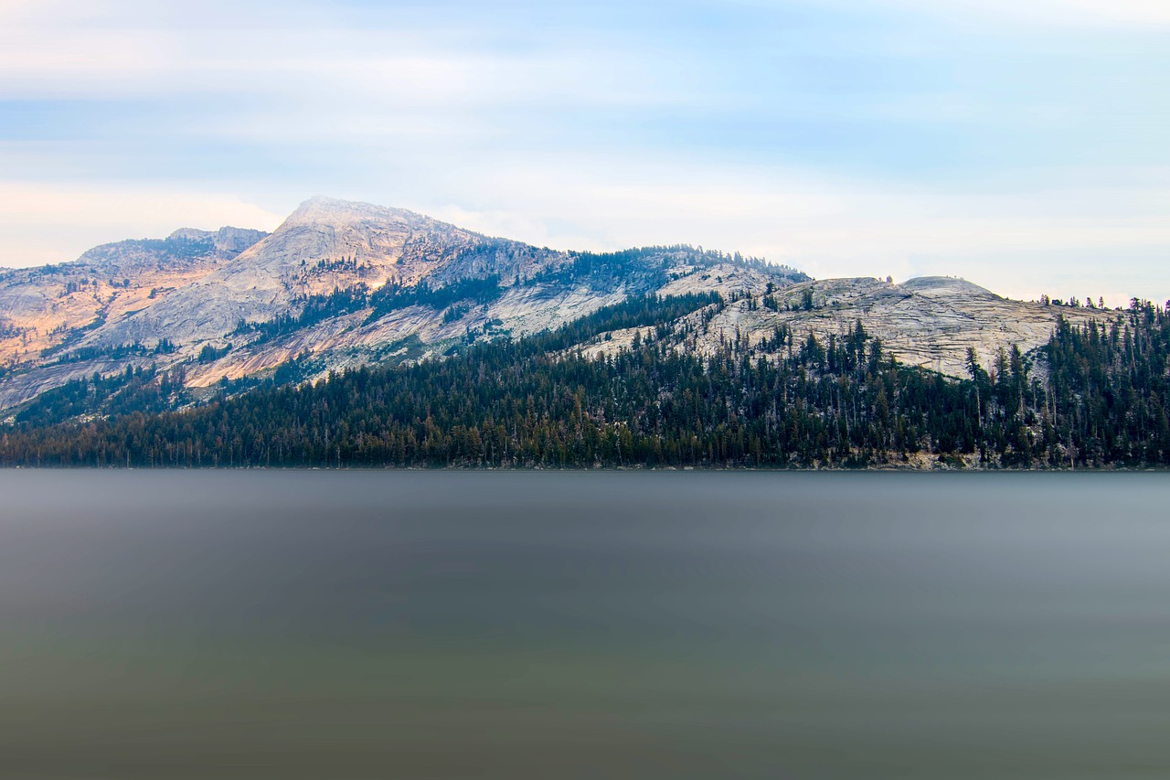 yosemite lake mountains free photo