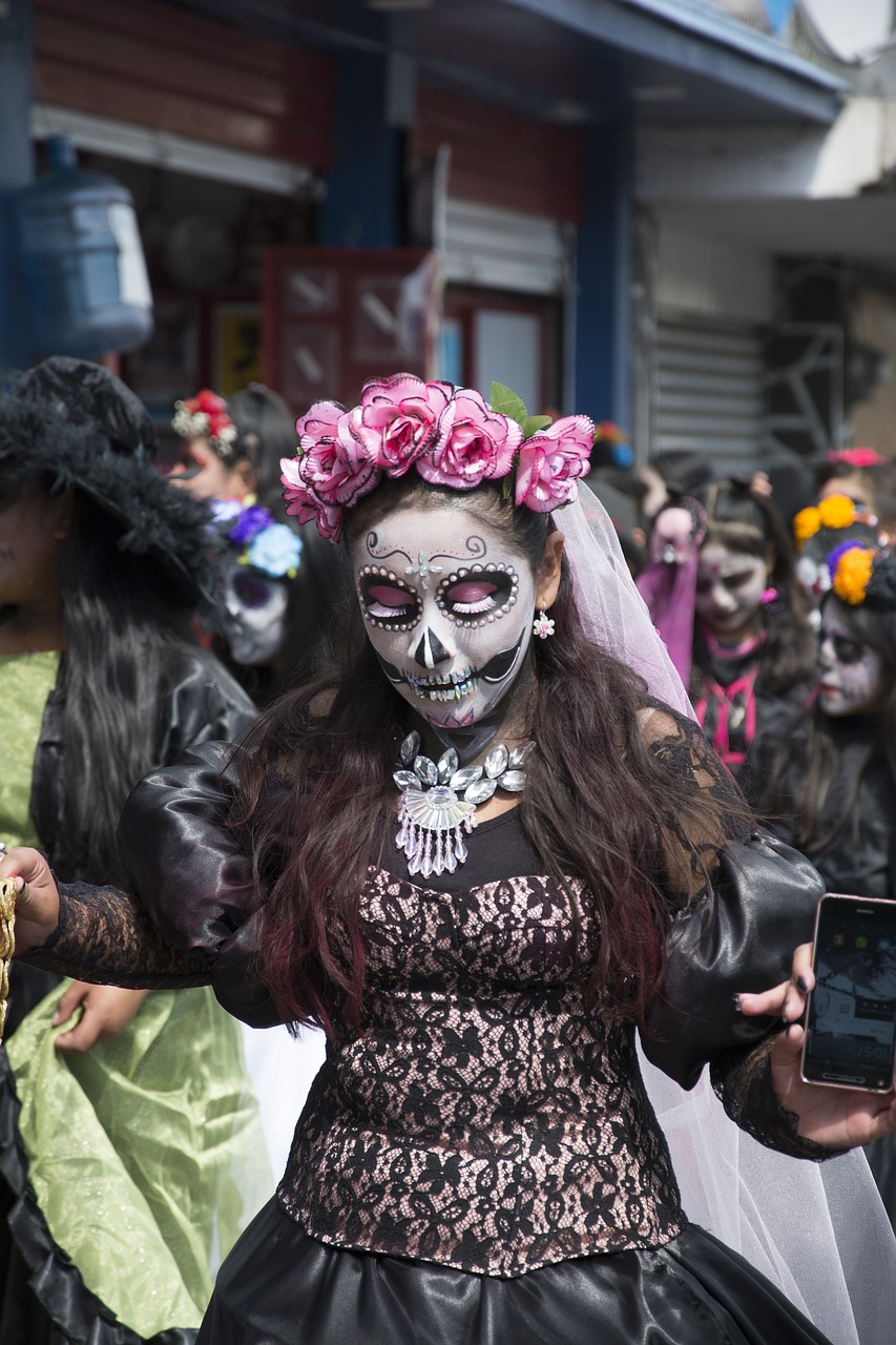 young catrina in free photo