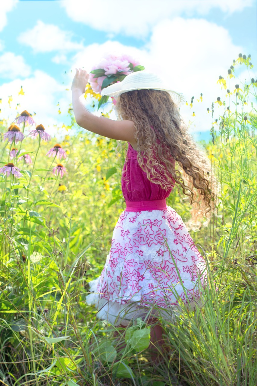 young child  girl  dancing free photo