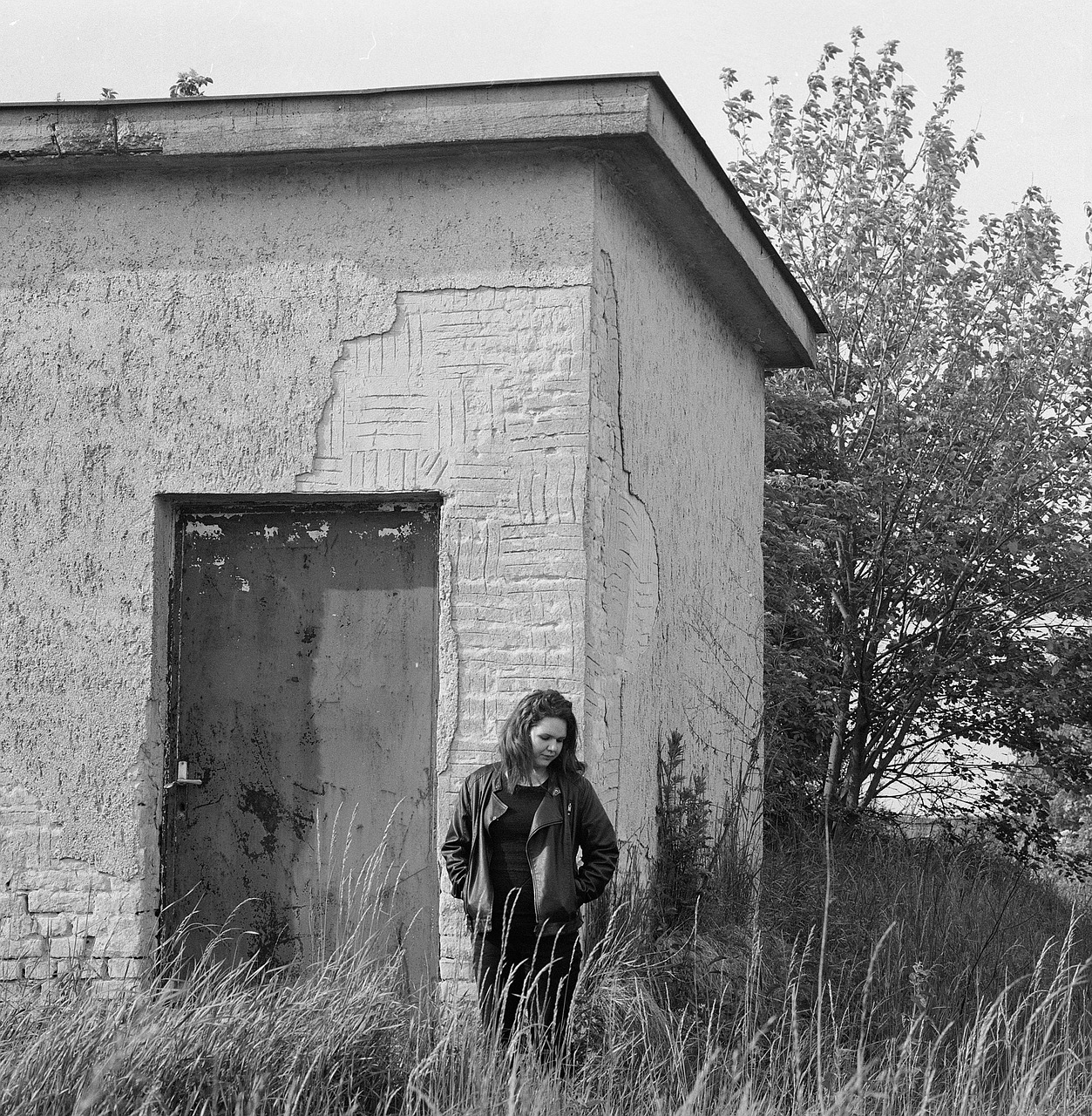 young girl abandoned house abandoned free photo