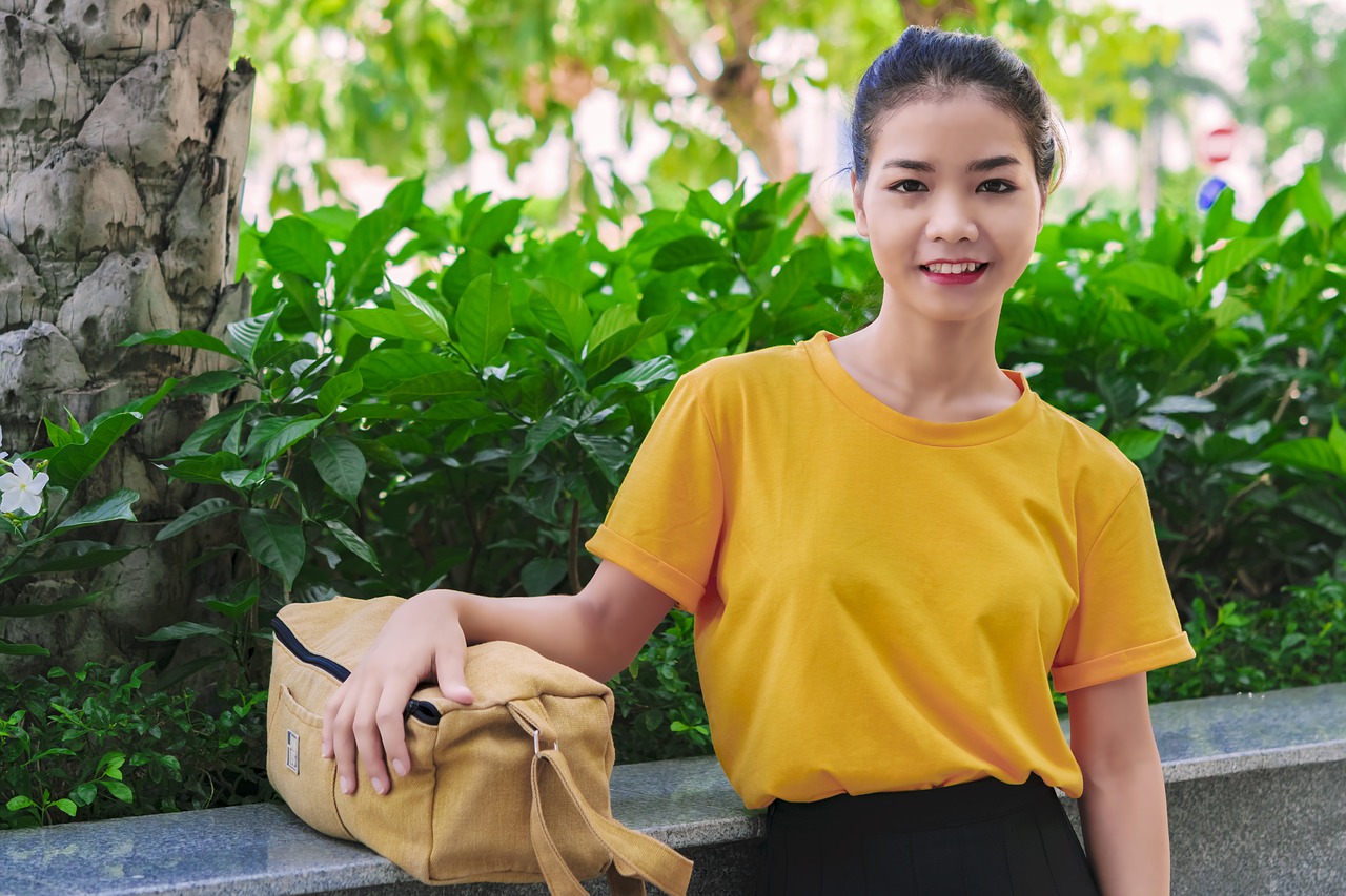 young girl  vietnam  people free photo