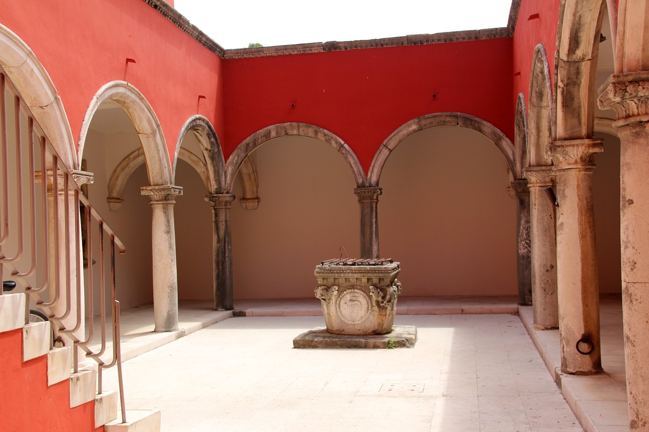 zadar croatia courtyard free photo