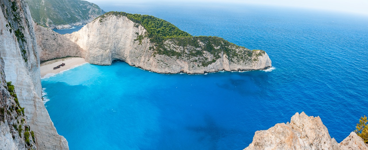 zakynthos  ship  wreck free photo