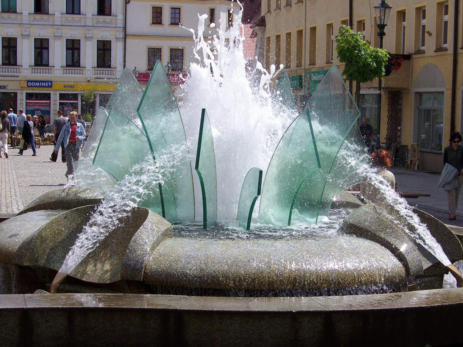 fountain city zary market free photo