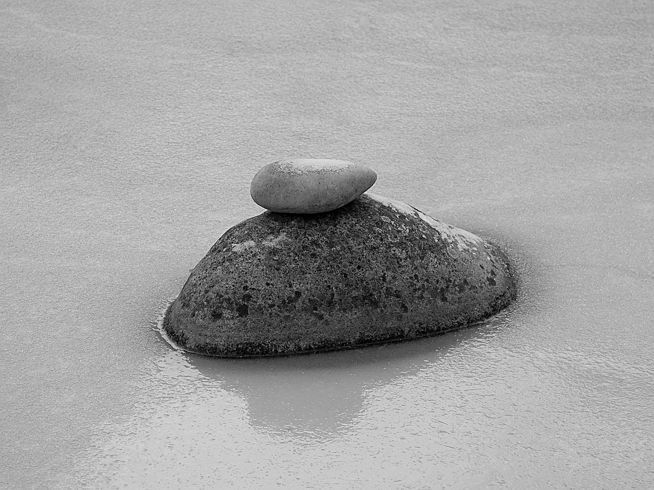 zen stone ice free photo