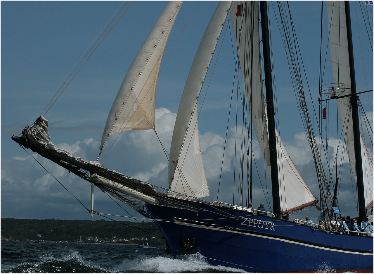 zephyr class sailboat