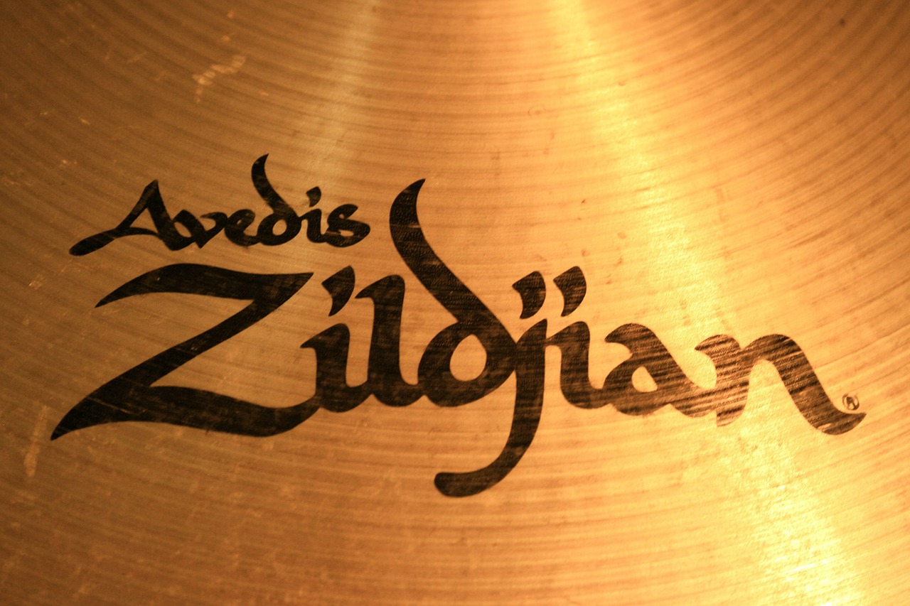 zildjian avedis crash cymbal free photo