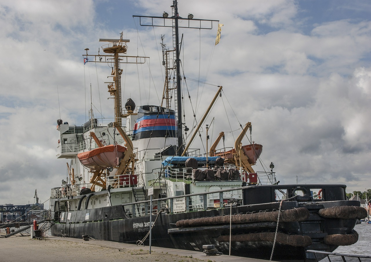 zingst ship port free photo