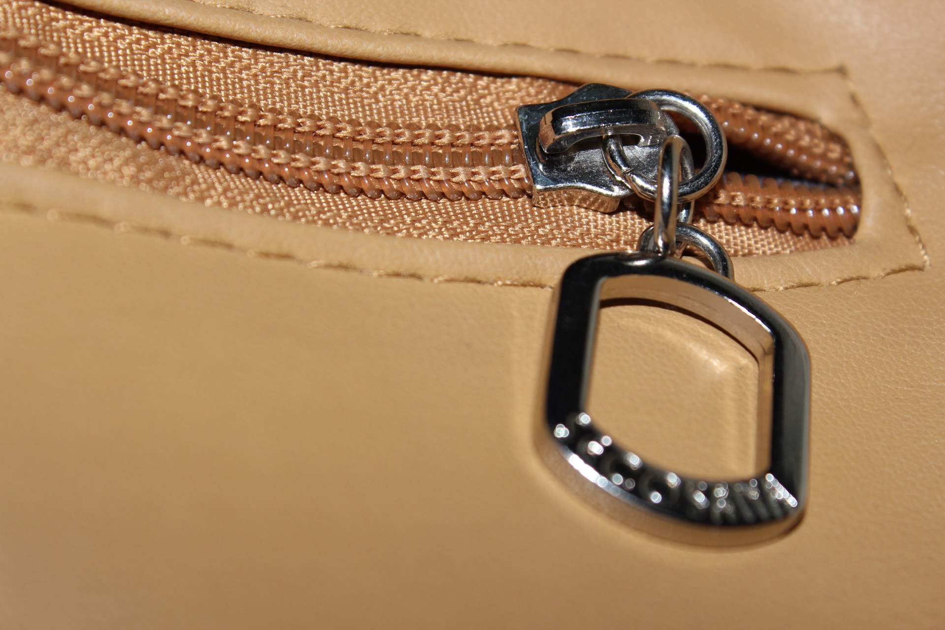 zipper silver zipper object free photo