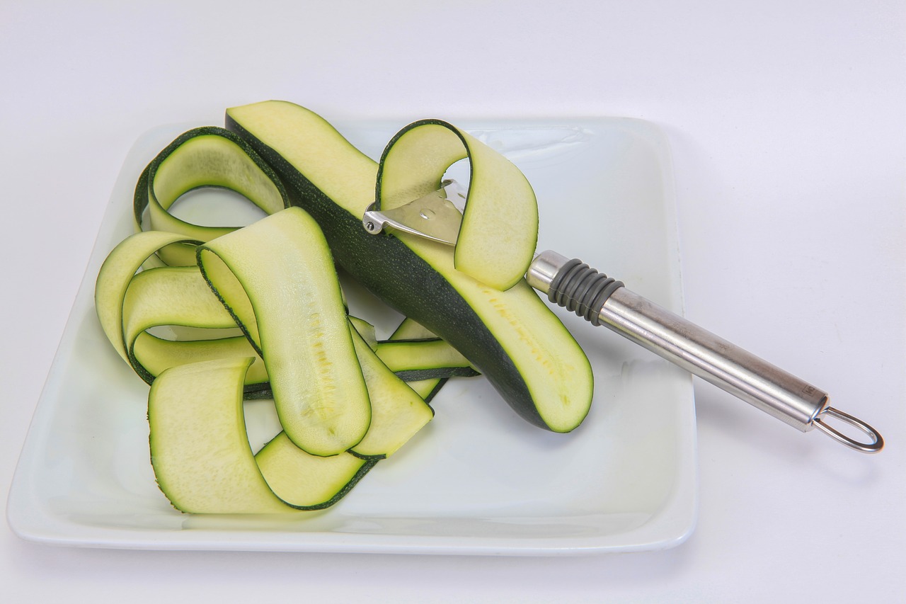 zucchini cook food free photo