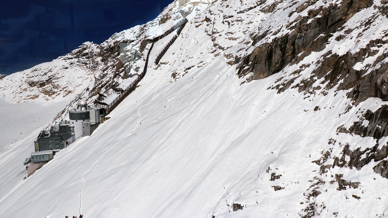 zugspitze panorama sunshine free photo