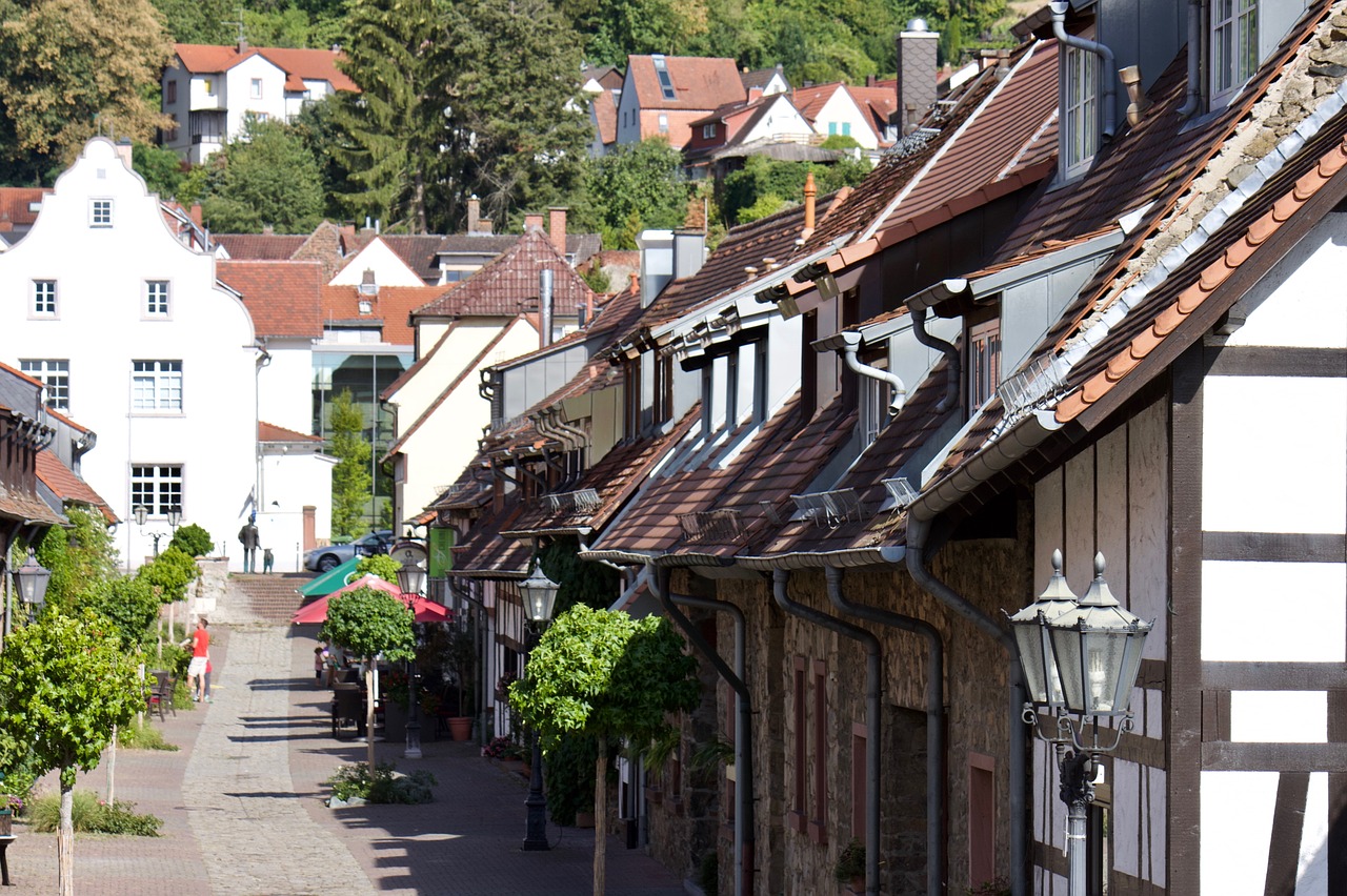 zwingenberg  historic center  truss free photo