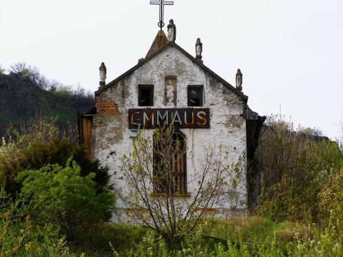 abandoned church abandoned building