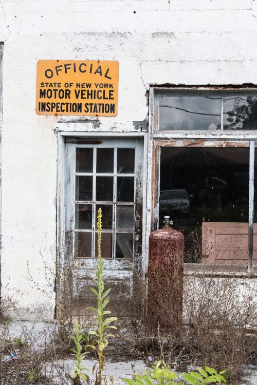 abandoned garage door