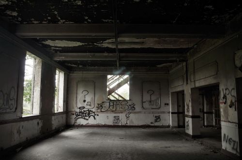 abandoned industrial bu