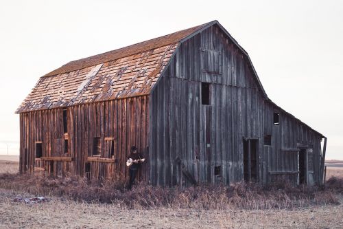 abandoned architecture barn