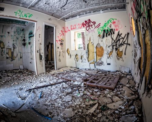abandoned room abandonment