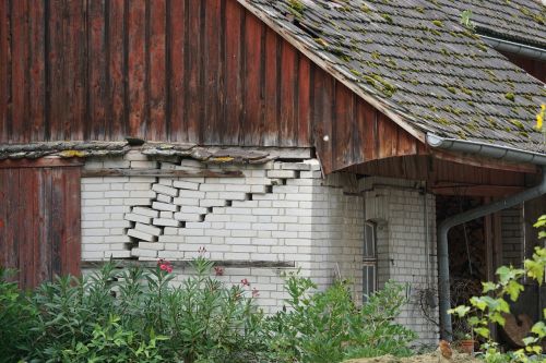 abandoned place truss timber framed house