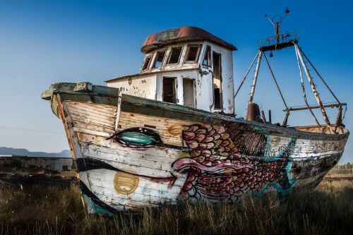 abandoned ship earth without the sea