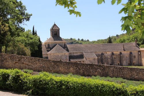 abbey of senanque gordes vaucluse