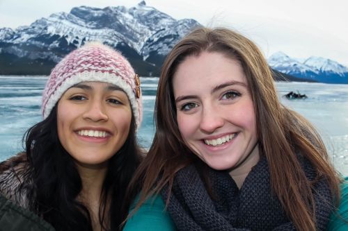 abraham lake selfie mountain