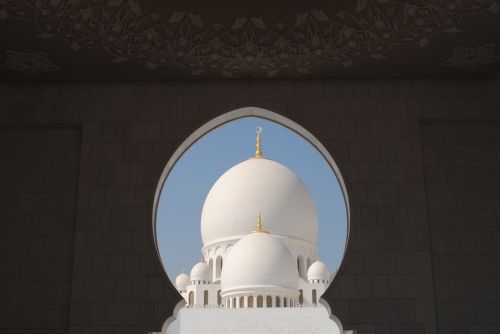 abu dhabi white mosque emirates